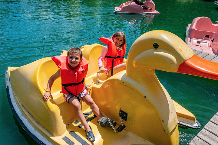 Kids on a duck boat